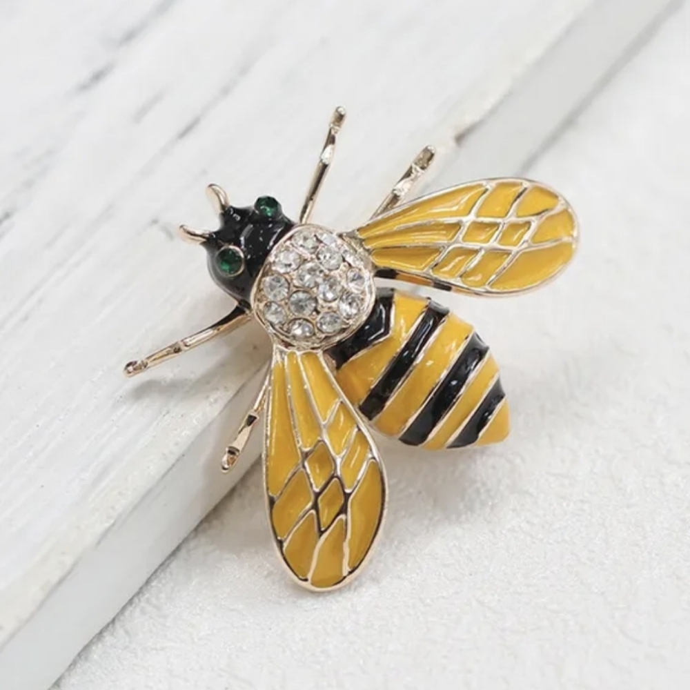 Bumblebee Brooch - Picture 2 of 3